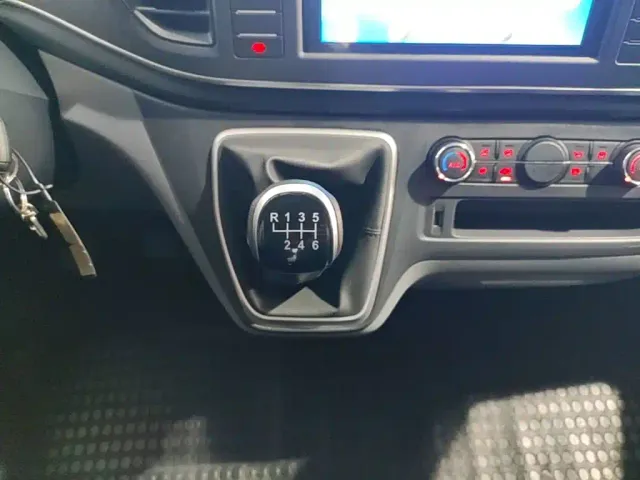 Maxus Xintu V80 — Фото автомобиля 13