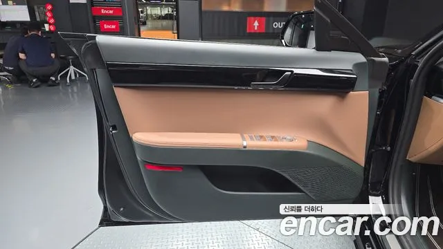 Hyundai Grandeur GN7 — Фото автомобиля 13