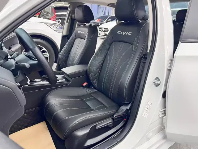 Honda Civic — Фото автомобиля 16