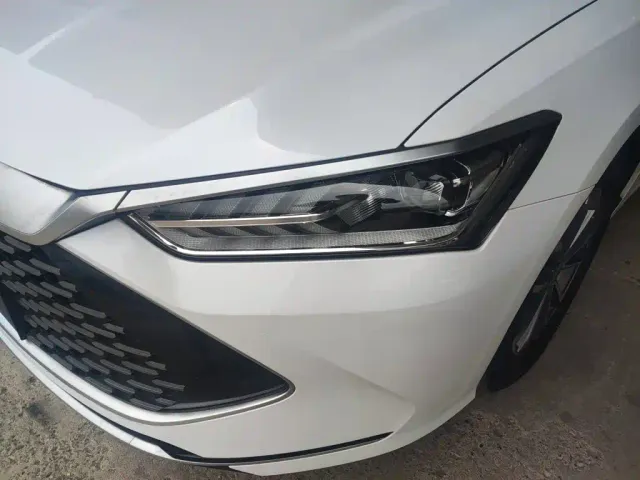 BYD Qin PLUS — Фото автомобиля 23