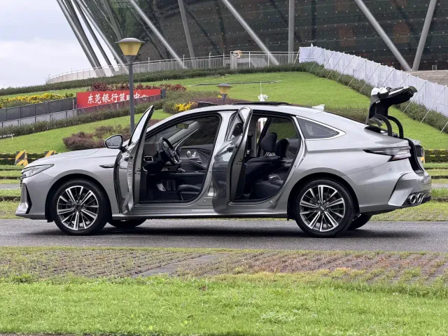 Chery Arrizo 8 — Фото автомобиля 27