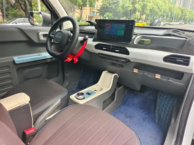 Geely Panda — Фото автомобиля 9