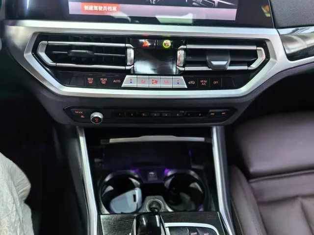 BMW 3 Series — Фото автомобиля 5