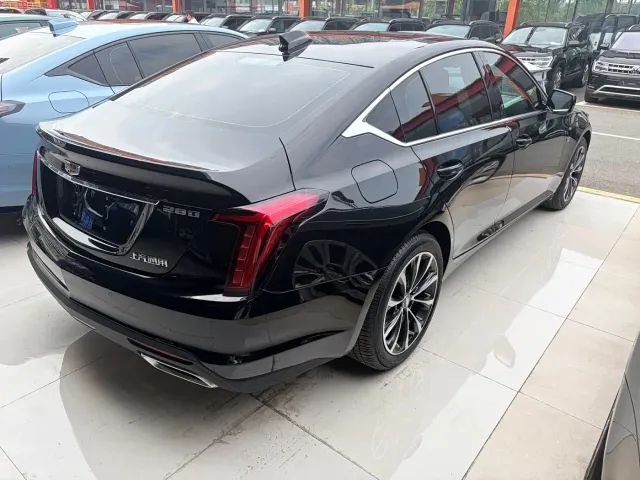 Cadillac CT5 — Фото автомобиля 6