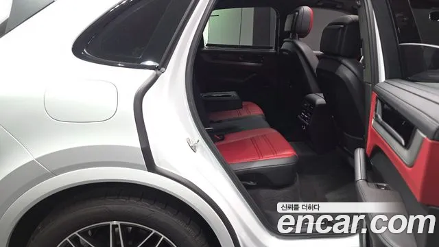 Porsche Cayenne PO536 — Фото автомобиля 12