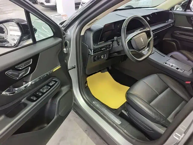 Lincoln Corsair — Фото автомобиля 15