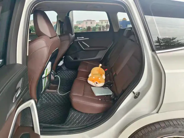 BMW X1 — Фото автомобиля 4
