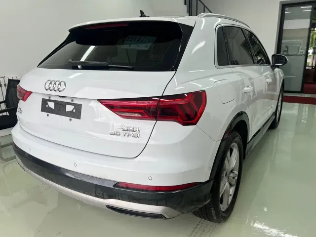 Audi Q3 — Фото автомобиля 4