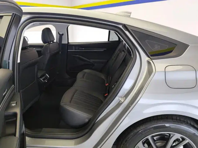 Ford Mondeo — Фото автомобиля 11