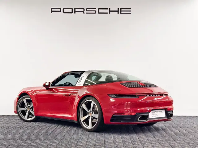 Porsche 911 — Фото автомобиля 4