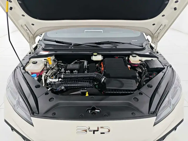BYD Seal 06 — Фото автомобиля 19