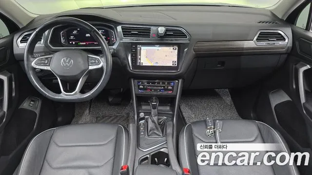 Volkswagen Tiguan — Фото автомобиля 7