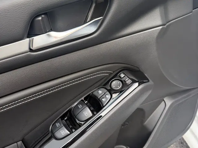 Nissan Teana — Фото автомобиля 6