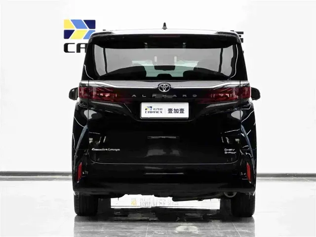 Toyota Alphard — Фото автомобиля 5