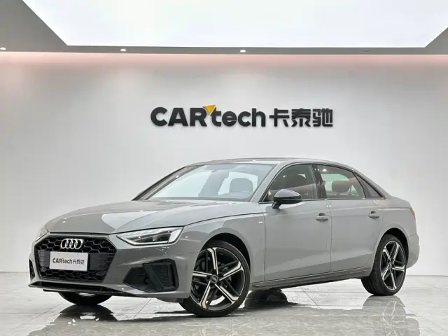 Фотография автомобиля — Audi A4L