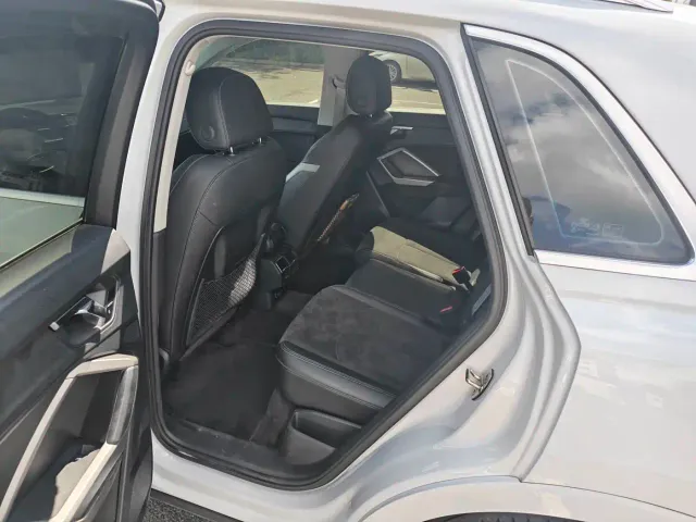 Audi Q3 — Фото автомобиля 12