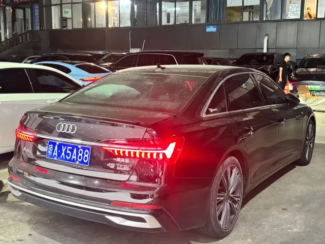 Audi A6L — Фото автомобиля 10