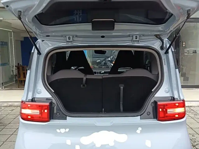 Wuling Hongguang Mini EV — Фото автомобиля 18