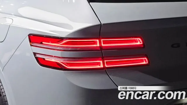 Genesis GV80 — Фото автомобиля 23