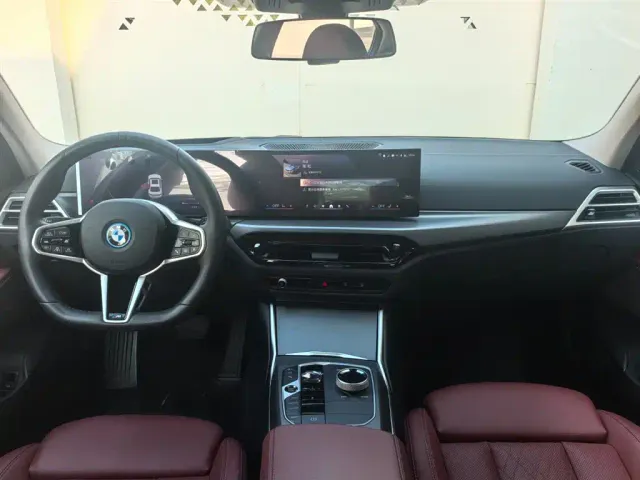 BMW i3 — Фото автомобиля 7