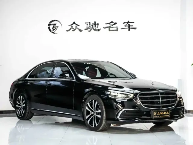 Mercedes-Benz S-Class — Фото автомобиля 3