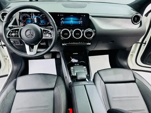 Mercedes-Benz GLA-Class — Фото автомобиля 14