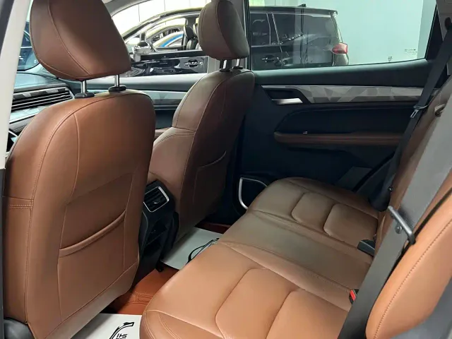 Geely Vision X6 — Фото автомобиля 10