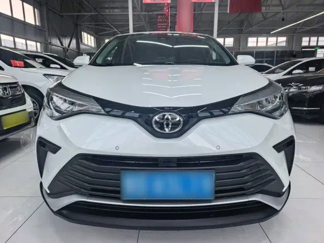 Toyota IZOA — Фото автомобиля 8