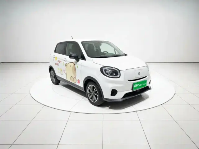 Leapmotor T03 — Фото автомобиля 3