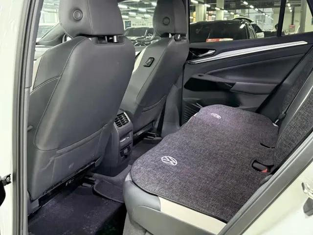 Volkswagen ID.4 Crozz — Фото автомобиля 5