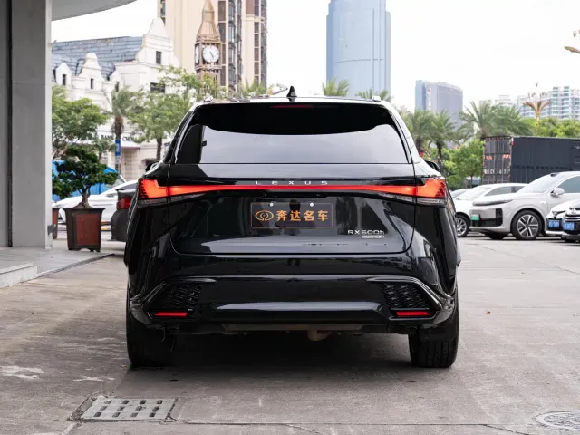 Lexus RX — Фото автомобиля 5