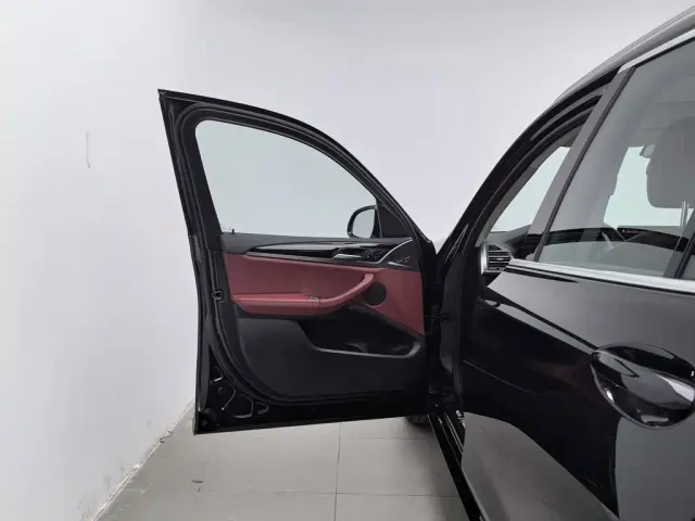 BMW X3 — Фото автомобиля 8