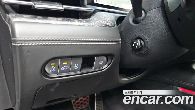 Genesis G90 Бензин 3.5 турбо AWD — Фото автомобиля 12