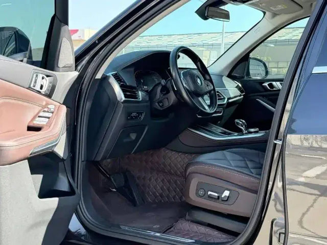BMW X5 — Фото автомобиля 4