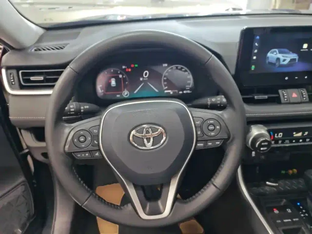 Toyota Wildlander — Фото автомобиля 10