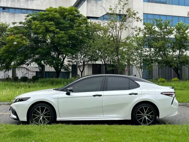 Toyota Camry — Фото автомобиля 6
