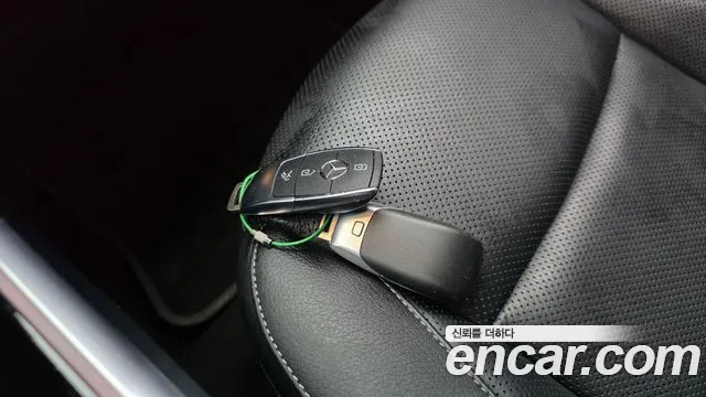 Mercedes-Benz EQB X243 — Фото автомобиля 21