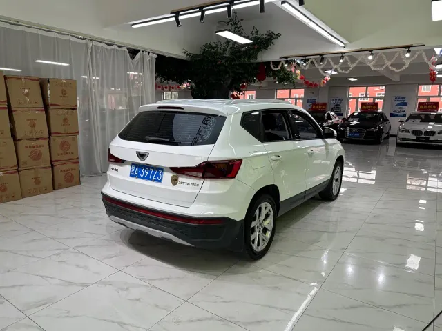 Jetta VS5 — Фото автомобиля 4