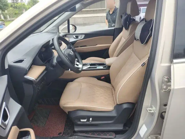 Wuling Jiachen — Фото автомобиля 7