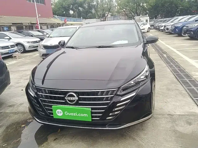 Nissan Teana — Фото автомобиля 2