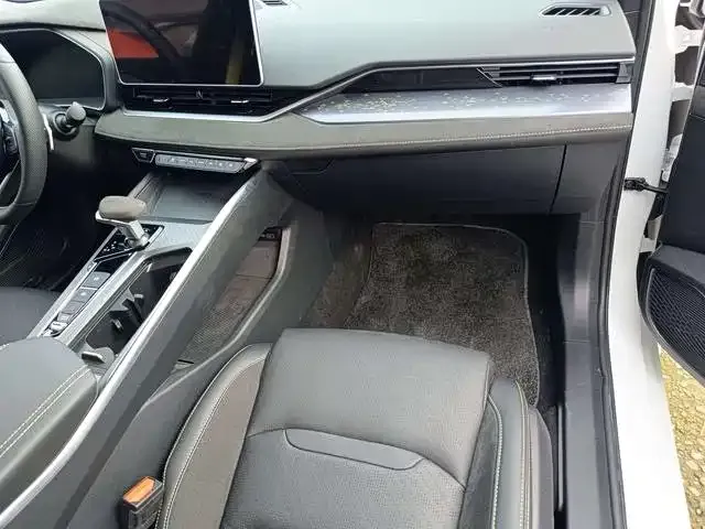 Geely Xingrui — Фото автомобиля 11