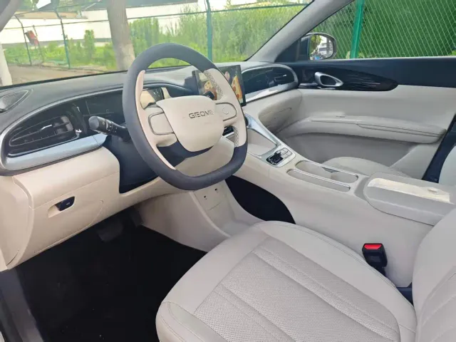 Geely Starry Wish — Фото автомобиля 8