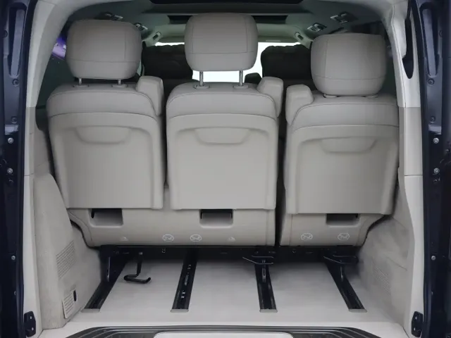 Mercedes-Benz V-Class — Фото автомобиля 27