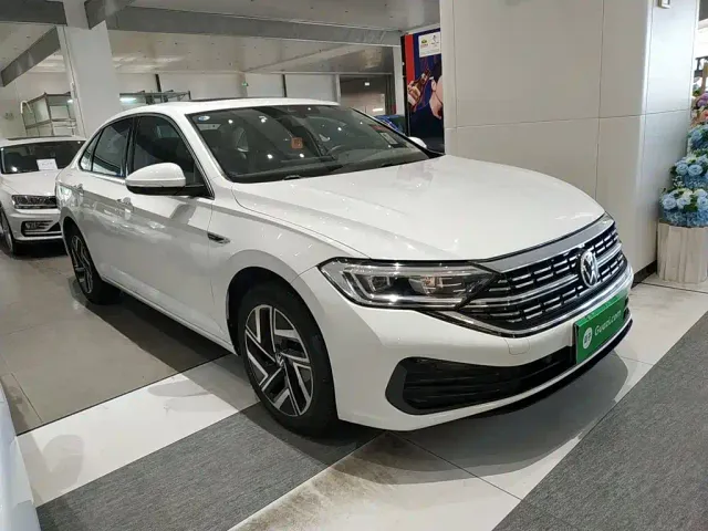 Volkswagen Sagitar — Фото автомобиля 3