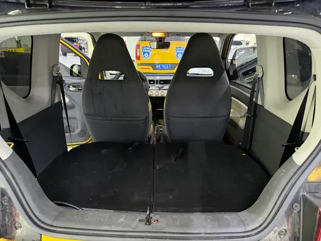 Wuling Hongguang Mini EV — Фото автомобиля 10