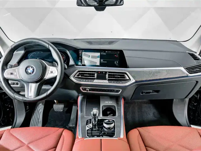 BMW X5 — Фото автомобиля 13
