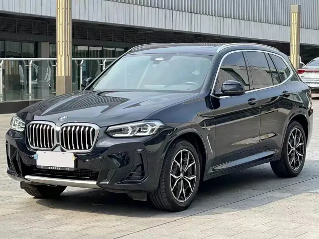 Фотография автомобиля — BMW X3