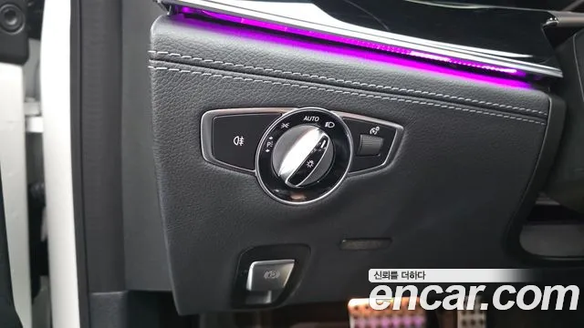 Mercedes-Benz AMG GT 4 двери 43 4MATIC+ — Фото автомобиля 28