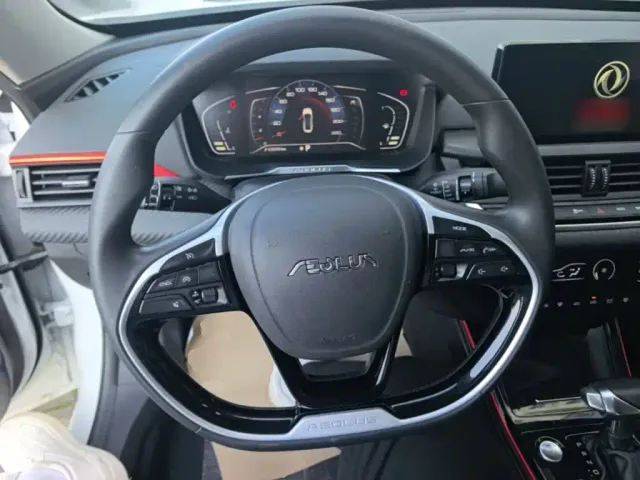 Dongfeng Yixuan — Фото автомобиля 10