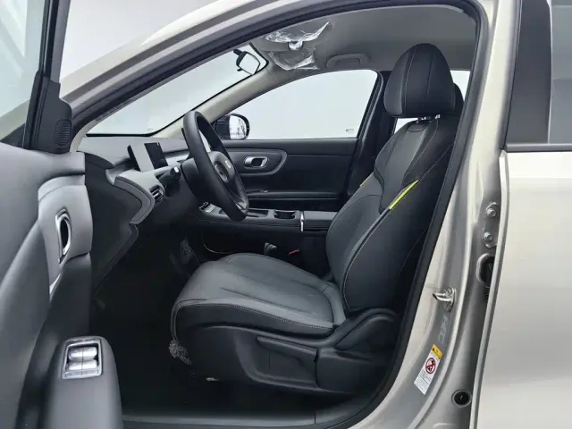 Changan Qiyuan Q05 — Фото автомобиля 10